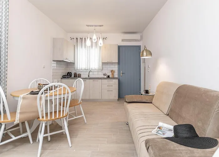 Elma Kastraki With Pool Semesterbostad