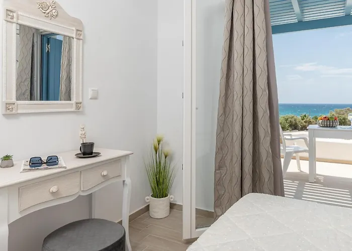 Elma Kastraki With Pool Semesterbostad