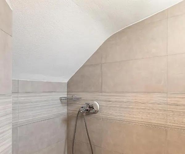 Elma Kastraki With Pool *