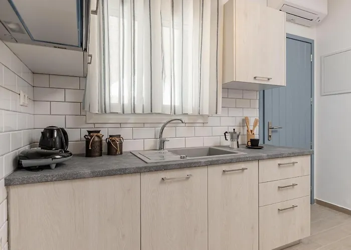 Elma Kastraki With Pool Semesterbostad