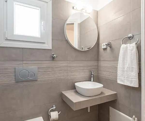 Elma Kastraki With Pool